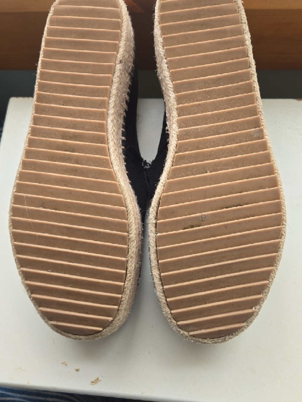 TOMS Black Canvas Espadrille Platform Slip-Ons with Rope Sole - Picture 4 of 4